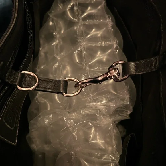 Coach black bag - Picture 6 of 11